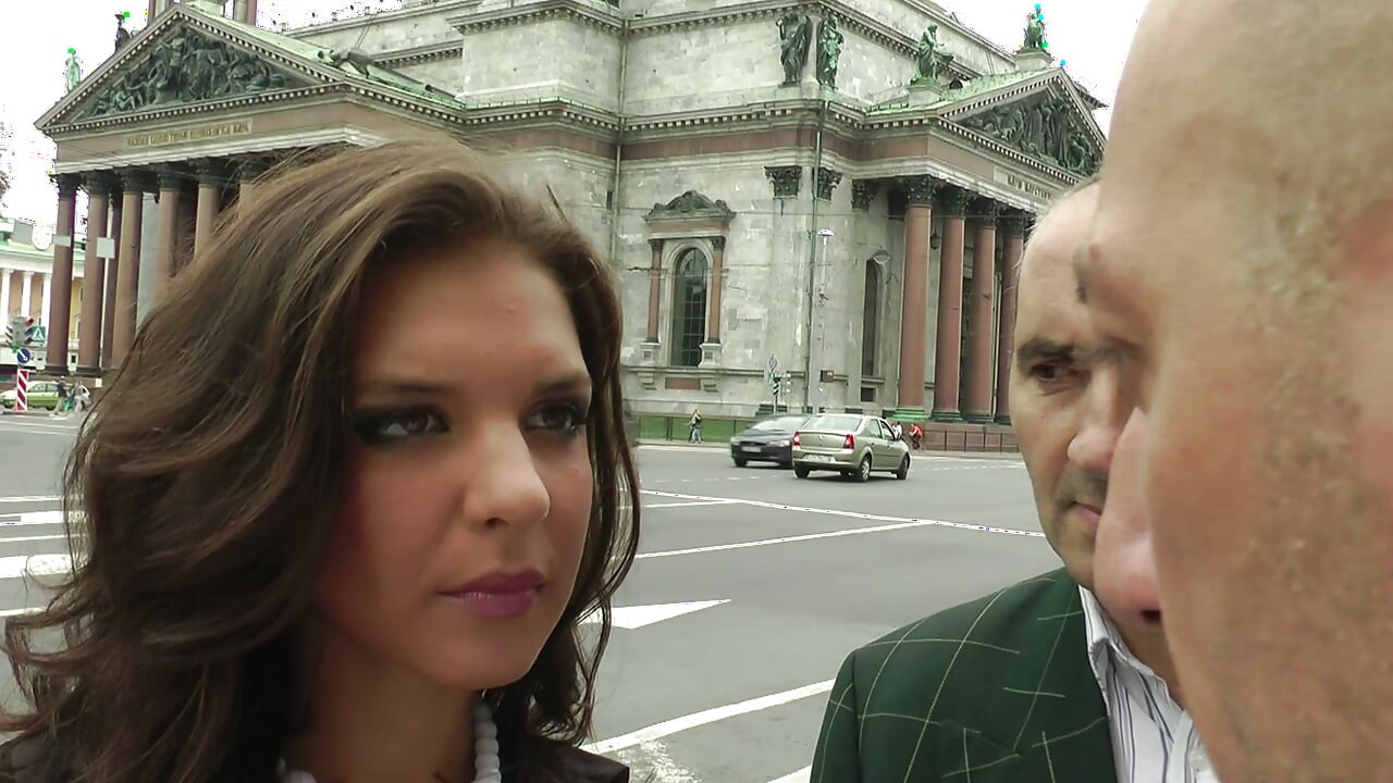 Bătăi anale severe și dure pentru Henessy