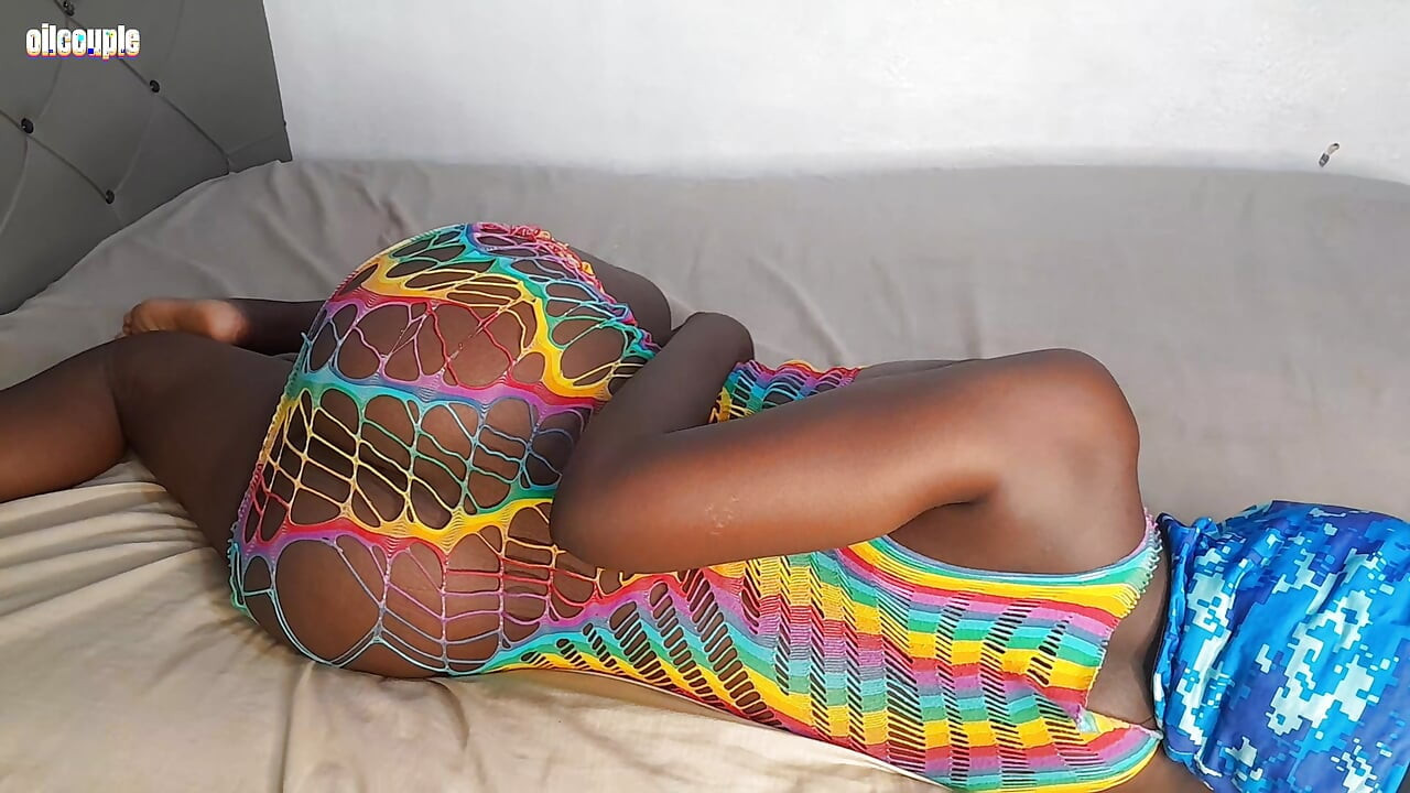 Seductive shot from slim thick ebony