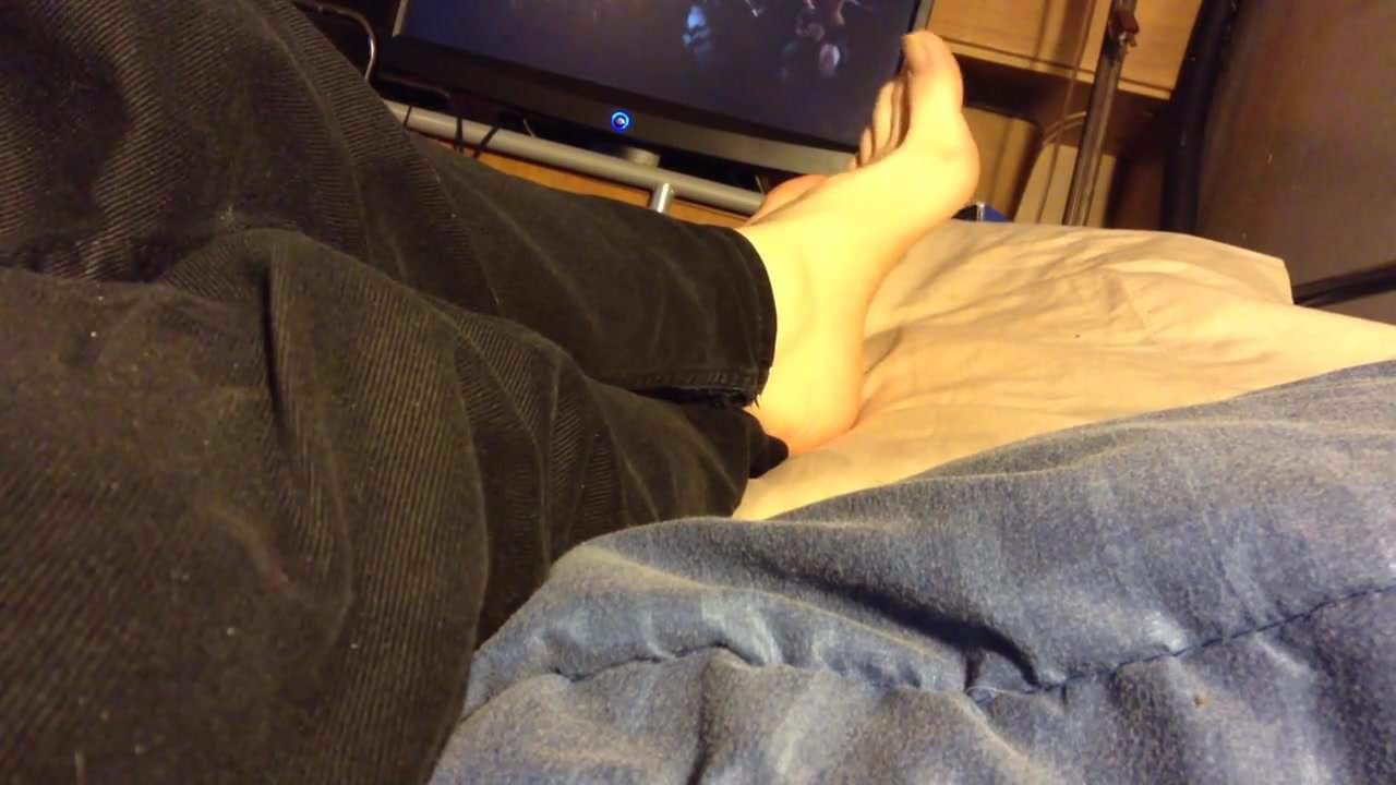 Feet in bed relaxing (FootFetish)