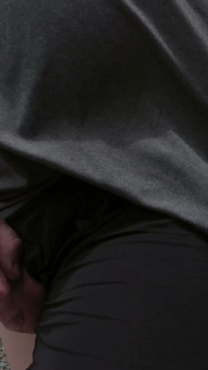 Straight guy heads out with his dick flashing. | Clip 1