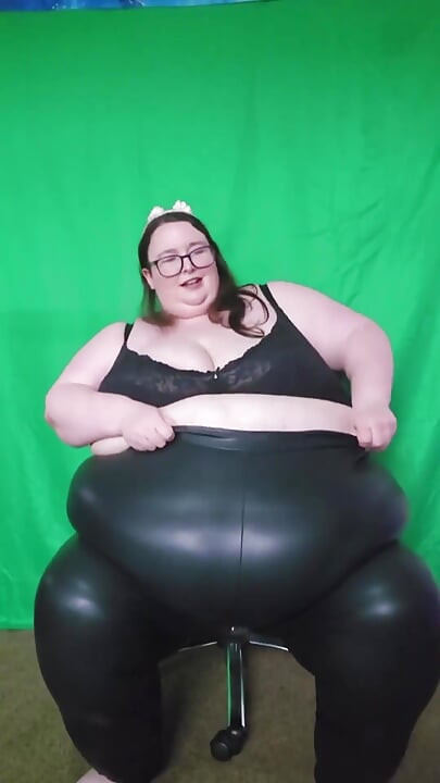 SSBBW Goddess Tight Leather Pants Custom
