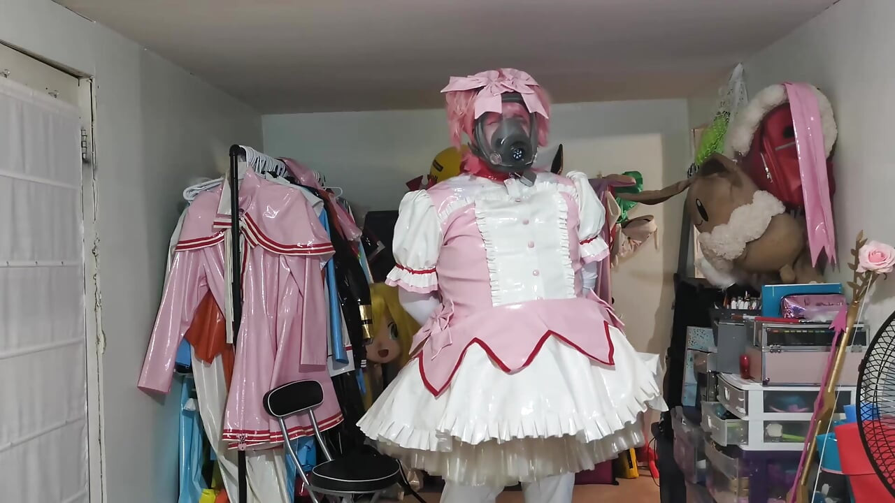PVC Magical Girl Madoka, Gasmask, Bondage and Cum Eating Ending