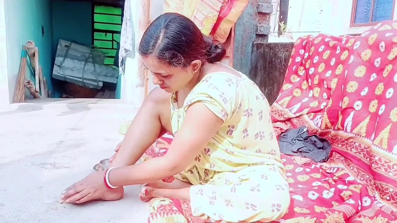 Ragini bhabi blinkit delivery boy ile seks, tam Hintçe video viral