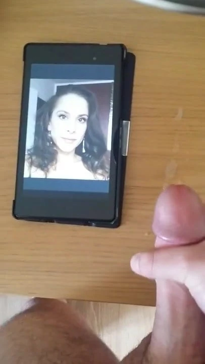 Fapping to Ana Kasparian 4