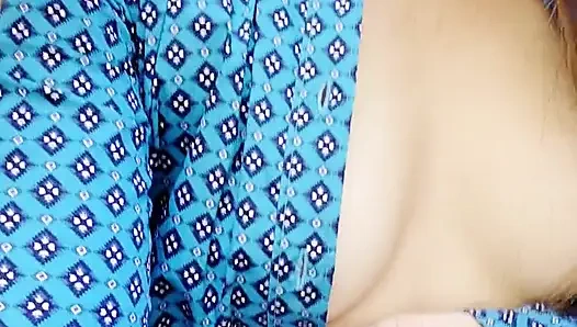 Redhead Shows off Riding Position Nude in Shirt