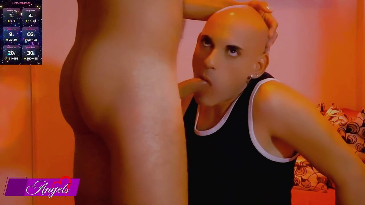 凄まじいオーラルセックスプラス挿入!