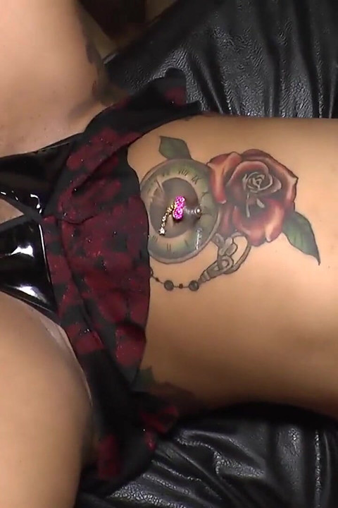 與Jolie Noir和Ebony的狂歡