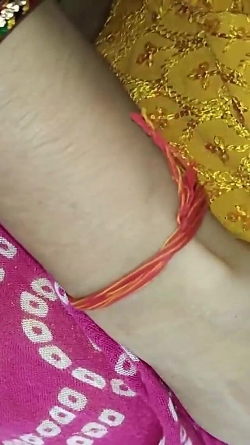 Newly married Bhabi changing cloth she caught Dever fuck | Clip 1