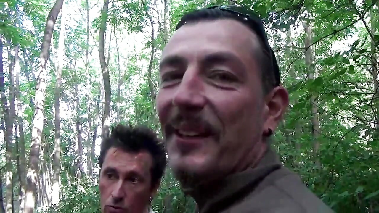 Kurvasta cura pojebana u trojci