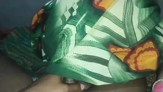 Desa desi enam video saudara tiriku