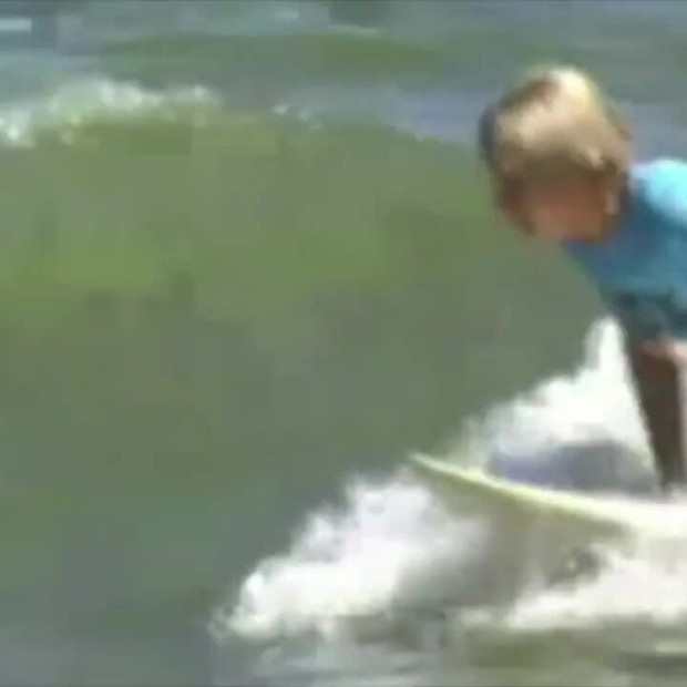 Натурная мастурбация, мечтаю серферу