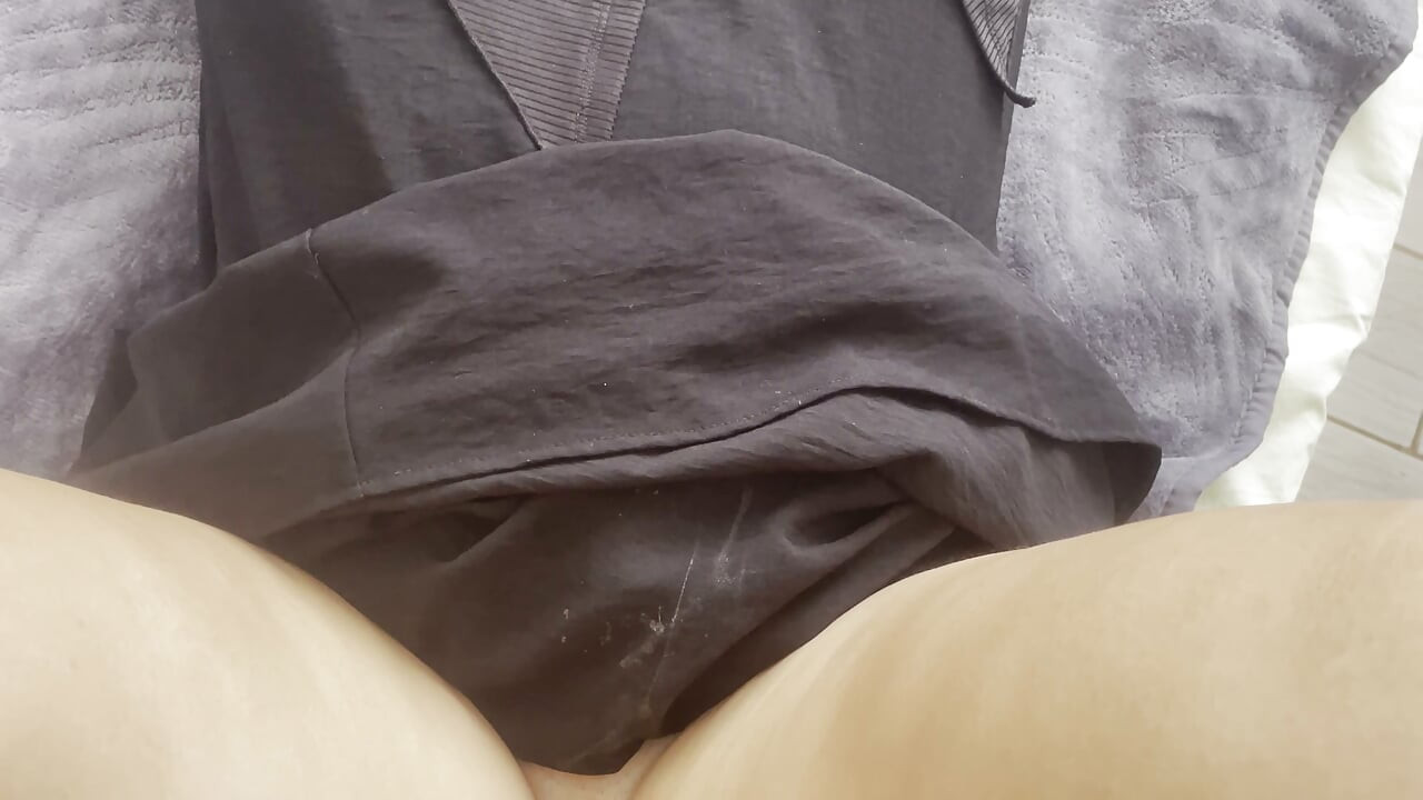 Caught an Arab MILF without panties and fucked her tight pussy... lots of cum on her pussy.