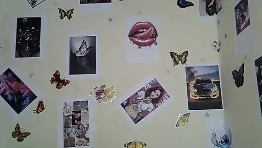 Не играл с моей киской днями