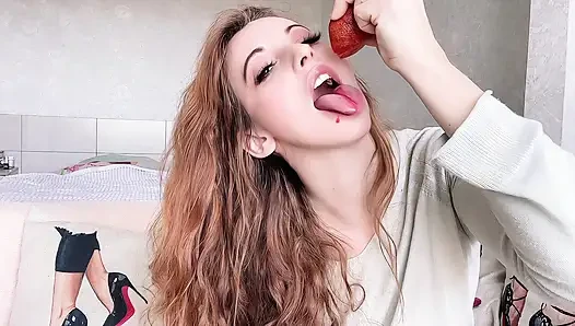 Yummy Orange Suck – Playful Tongue Tricks & Juicy Mess!