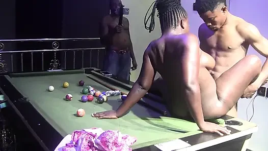 Homemade Amateur Sex by the Snooker