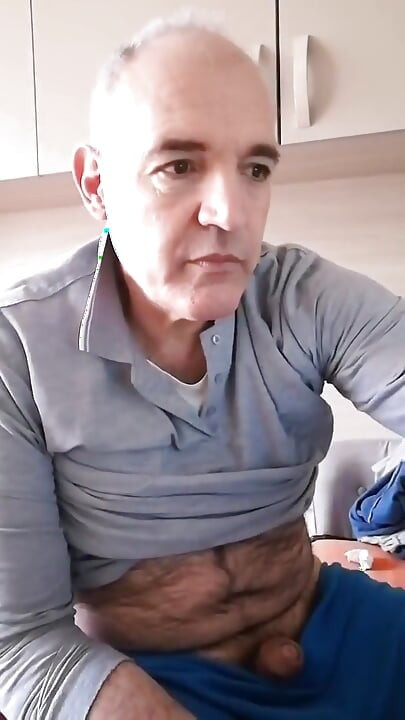 A Long Masturbation with a Nice Piss in the Glass Cup