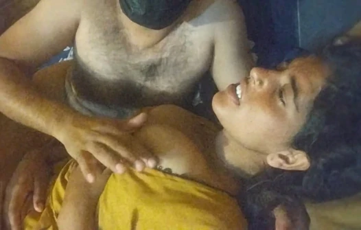 She goes live and she ask me fuck me live I fuck live chubby bhabhi