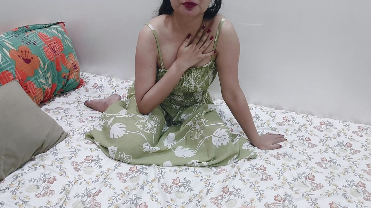 Indian Hot Video Neighbour's Wife's Dhaba Car Fucked Indian Beautiful Girl Feeling Sensual While Fingering Her Pussy and Taste