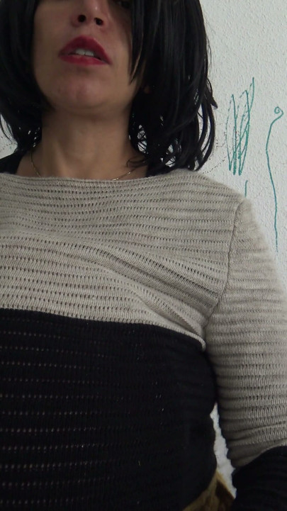 Pregnant French cuckold woman in a suburb in Marseille | Clip 1