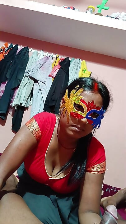 Jija ji ke lund ka pani chus chus kar nikale muhn main