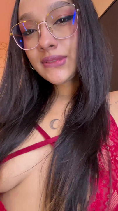 Redhead Latina with a Magnetic Look