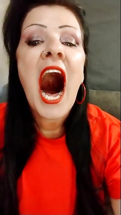 Red Lipstick with Mouth Tour