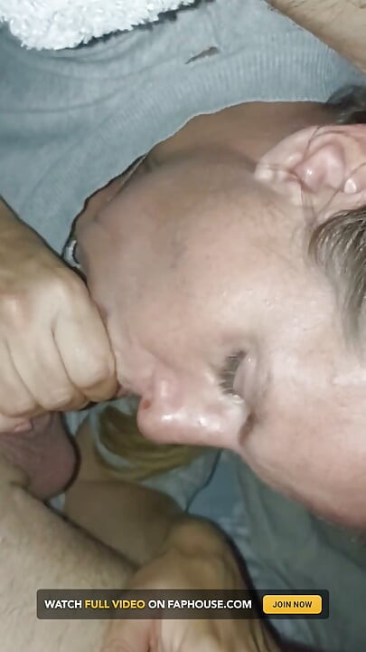 The Slut Sucks Like a Queen