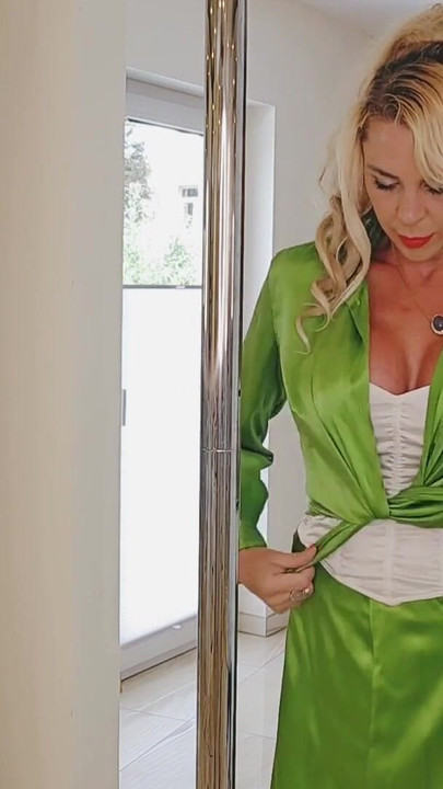 ザイデンブルーゼン試着 フォン・ケイト・モンロー |クリップ2