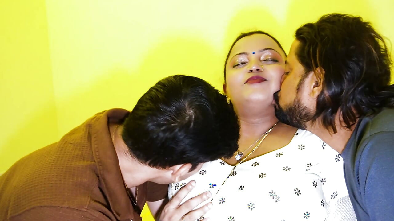 BROTHER IN LAW FUCKED HIS SISTER IN LAW, SEXY HARDCORE THREESOME