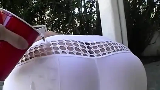 Si cewek hot rambut merah dengan toket besar lagi asik dientot habis-habisan sampai muncrat