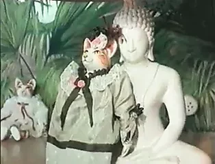 Cicciolina shows how to do it
