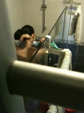 sous la douche
