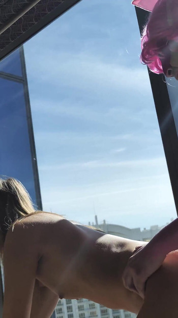 Full vid. chú thỏ phục sinh đụ Christy Luv