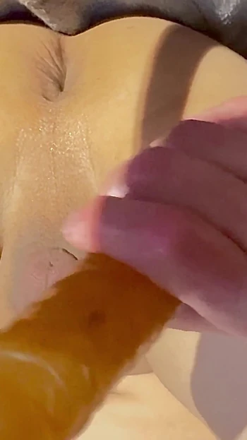 Fingering and Stretching Loose Hole