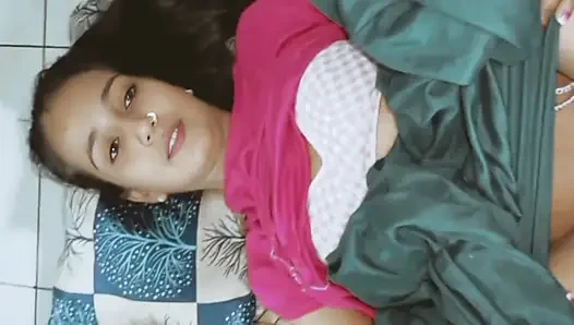 Desi hot bhabhi ko dwarre ne dick, big cock se fucka