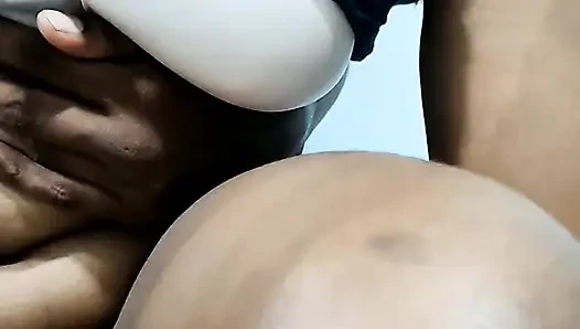 Mallu kız orgasam halka açık yerde kontrol ediliyor