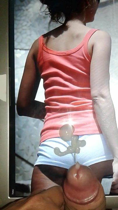 Fucking big ass AnnaSophia Robb.