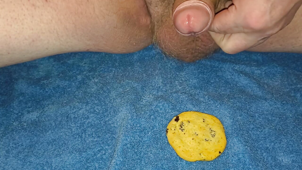 Cookie Cum Shot