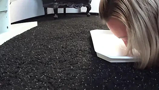 Midilli aşırı oynuyor - kamera durdurmadan - üst düzey domina Claudia Strong ve Brigitta