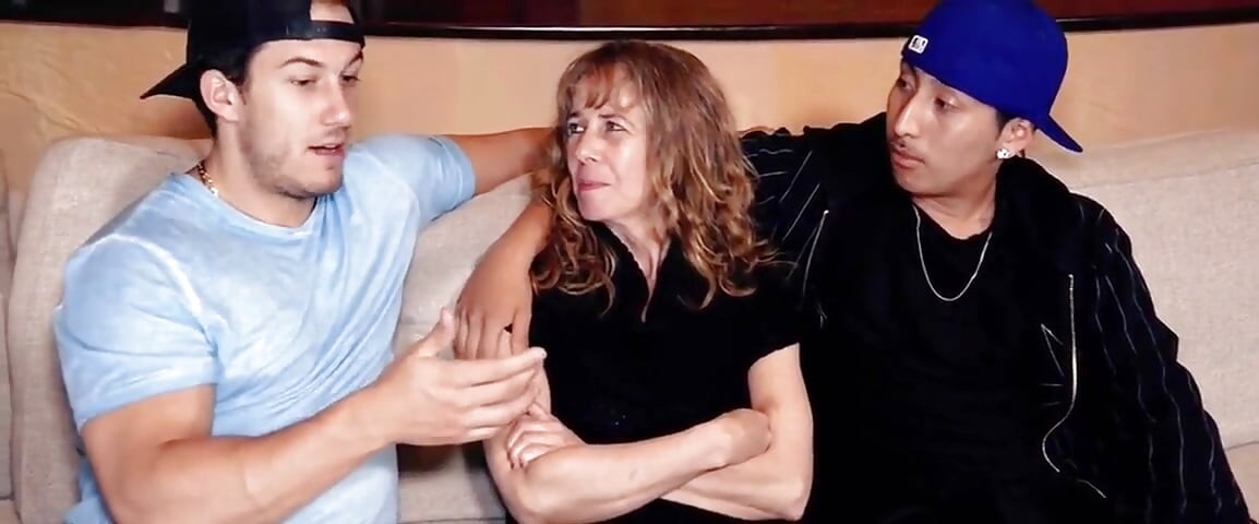 Casting of a MILF Qc HD