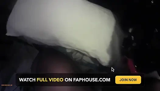 Laura hogtie und mit kapuze mit einer offenen lippe, mundknebel bekommt 15 minuten lang die kehle gefickt