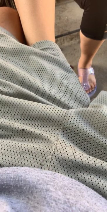 Kiara footjob