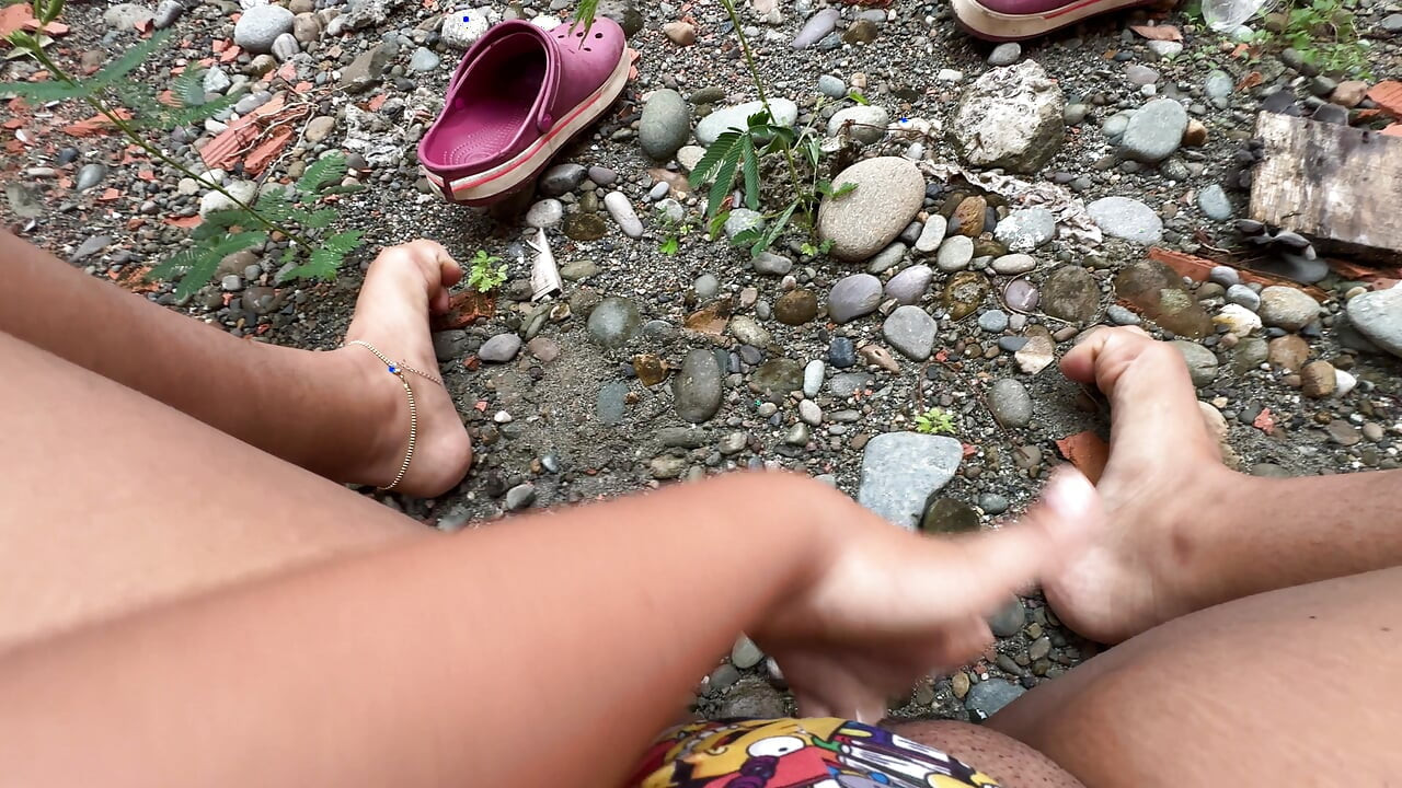 Masturbating in Public Excites Me.