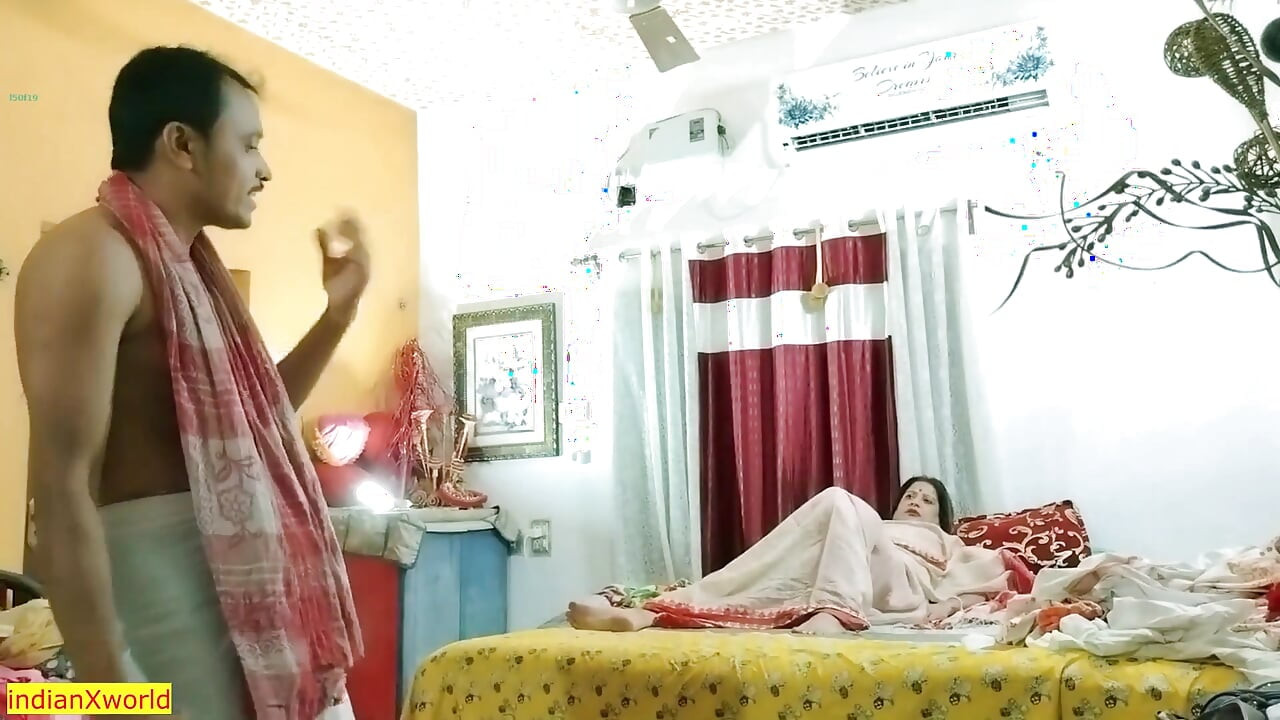 Kierowca pieprzył moją gorącą macochę! Desi seks