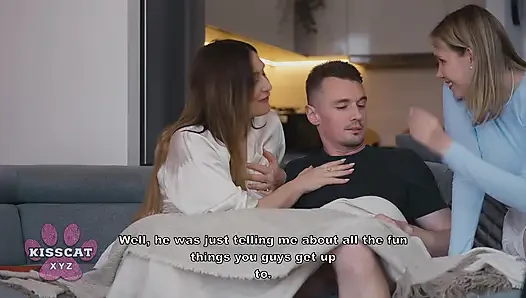 Dojrzała kobieta przyłapana na seksie w stylu na czworaka kończy ręczną zabawę z partnerem