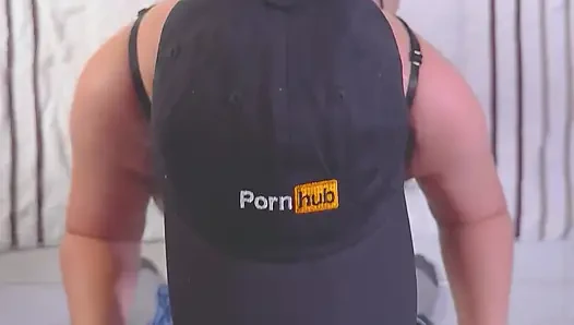 Cewek semok latina dengan kulit kecokelatan: kemampuan nyepong kontol besar pria kulit hitam