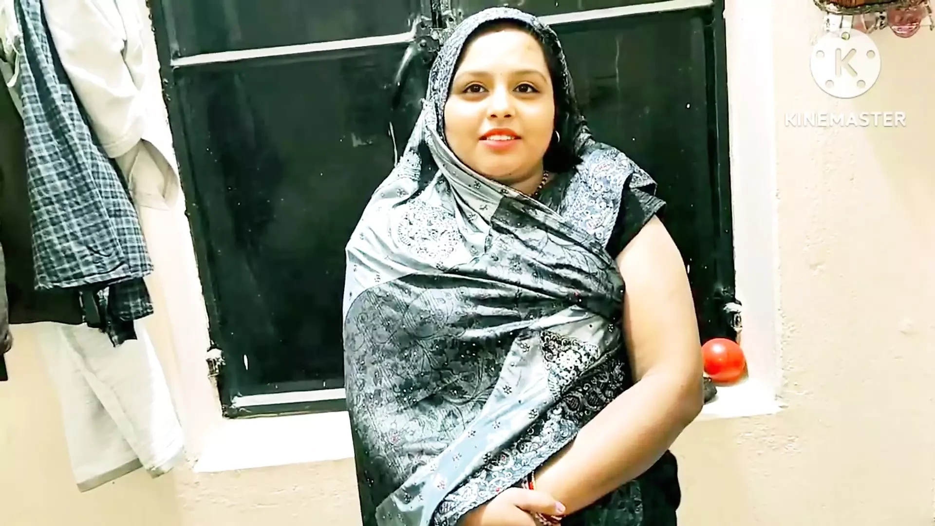 Desi nachbarin
