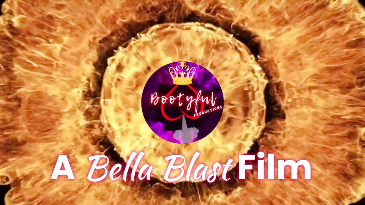 Bella Blast dvara Belly Gurgles aur Mic par gahre paadti hain