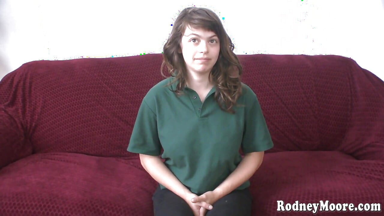 Penyihir manis Rozie Pipi buah dada semula jadi yang besar