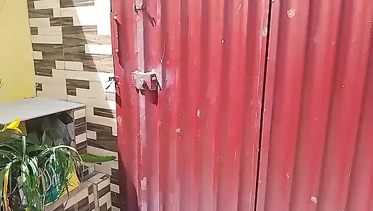 Müvekkilinin sırrını keşfetti ve onunla yattı!